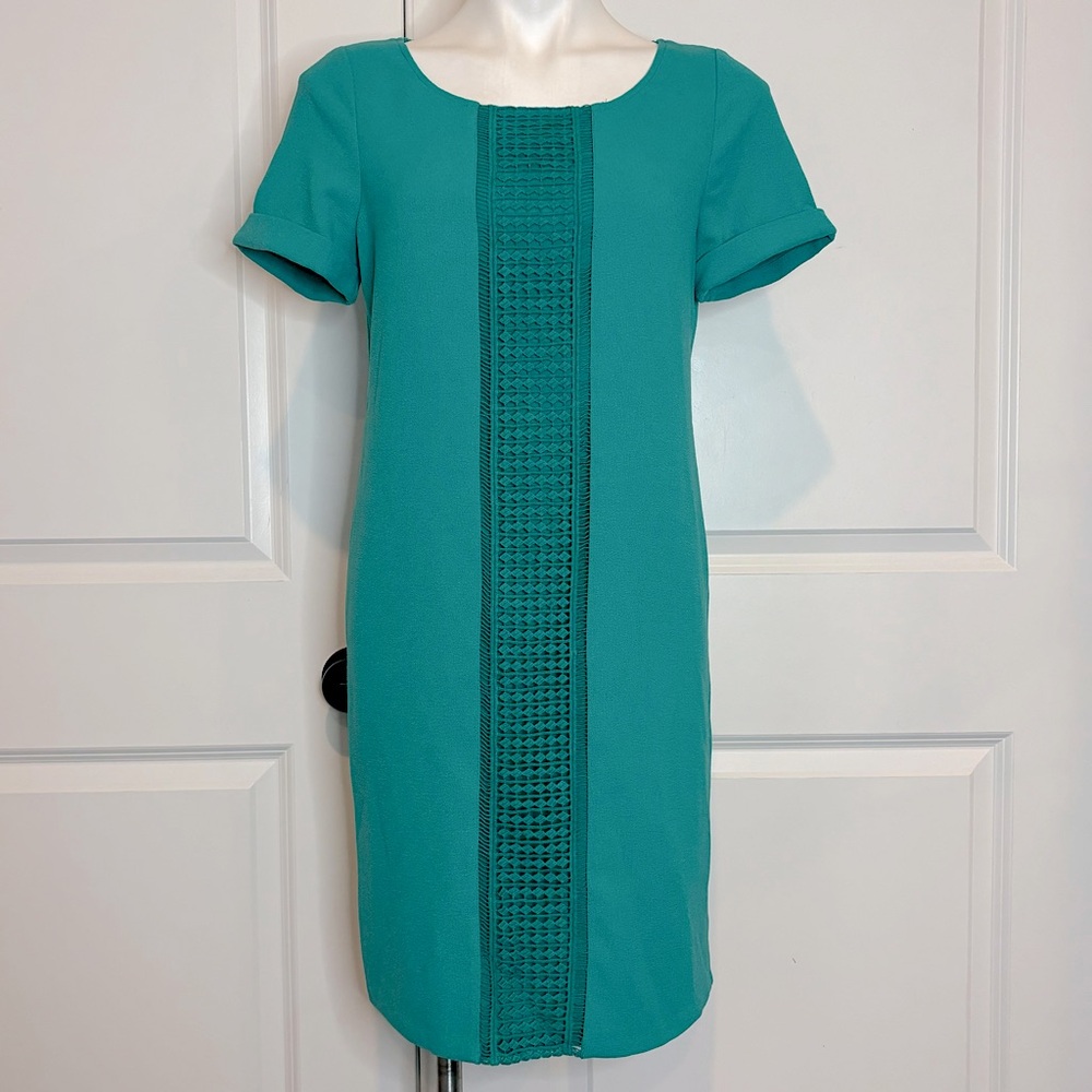 LAUREN Ralph Lauren Short Sleeve Crepe Crochet Lace Panel Green Shift Dress 6